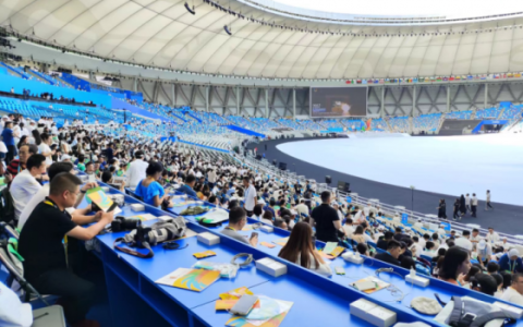 成都大运会开幕式即将举行，各路媒体提前准备就绪