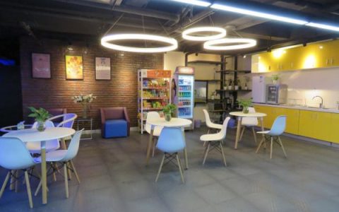 阳光世界传媒，赋能企业品牌新发展！