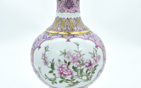 黄杨《花开富贵》瓶