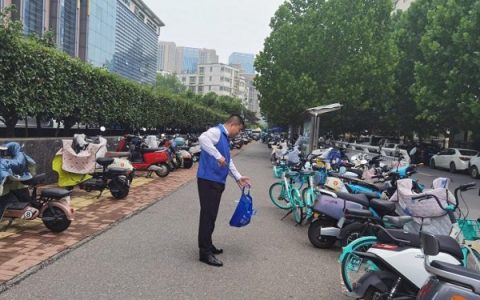 共建社区美好居住环境 贝壳找房郑州站“大地美容”在行动