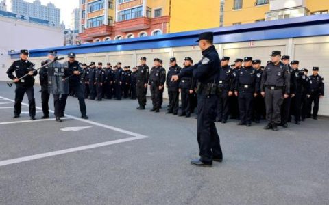 冰城公安：厉兵秣马 以练促战锻“利剑”