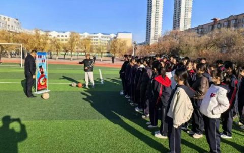 打谣宣传进校园 共护清朗网络空间