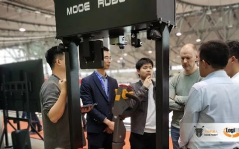 木蚁头条 | 木蚁机器人闪耀德国LogiMAT 2025，引领群体智能搬运新风尚