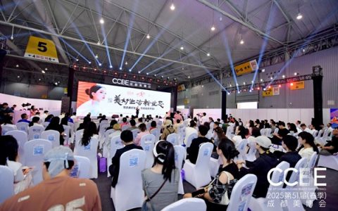 点石成精万雪在特别美势第15季进行了主题演讲