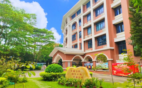 五邑碧桂园学校特色课程深度解析：剑桥考级校内闭环落地，分层精教如何赋能素养与升学双优？