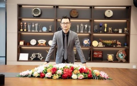 从专业个体到平台生态：卓建律师事务所与李泽鑫律师的股权全链条法律服务之路